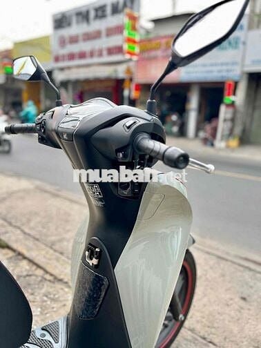 SH160/2025 ABS lướt 5.000km chính chủ bstp