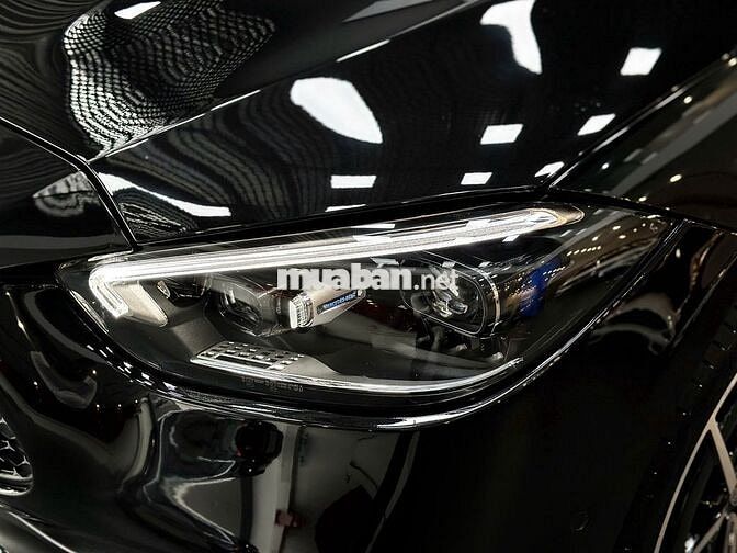 Mercedes C300 AMG 2022 Đen 29.000km