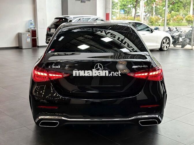Mercedes C300 AMG 2022 Đen 29.000km