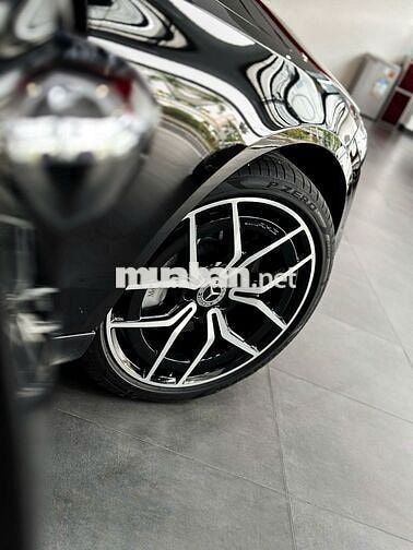 Mercedes C300 AMG 2022 Đen 29.000km
