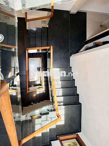 cho thuê nhà đường 7.5m Lý Nhân Tông