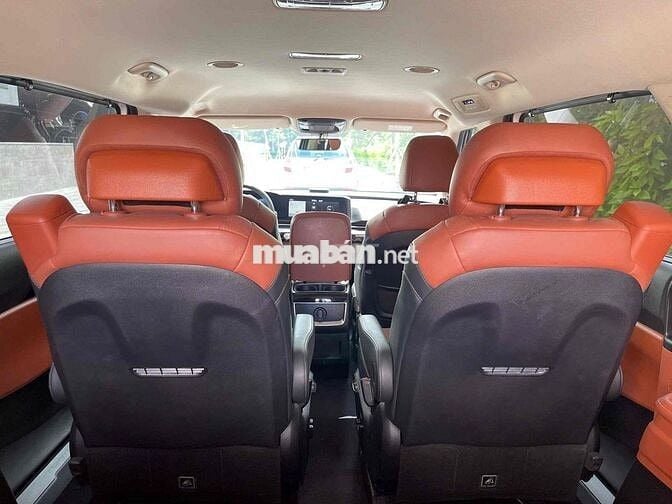 KIA CARNIVAL 2.2D PRENIUM 2024 Trắng 67.000 km