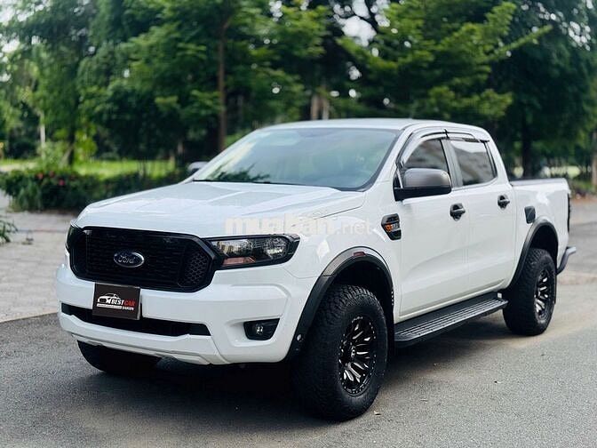 Ford Ranger XLS AT 2022 Trắng 20.000 km