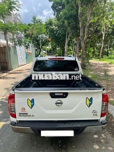 Nissan Navara VL 2015 Số tự động Trắng