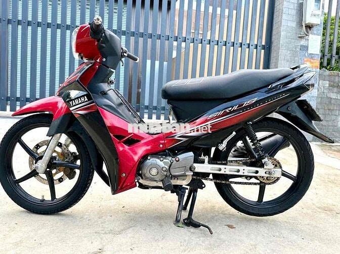 Yamaha Sirius Đỏ đen Xăng