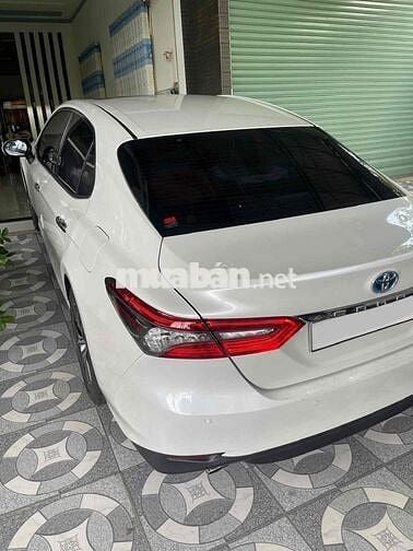 Toyota Camry 2022 2.5 HEV Hybrid Trắng