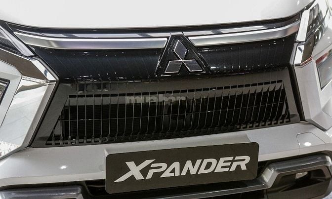 Xpander Premium giảm giá cực sâu tháng 6