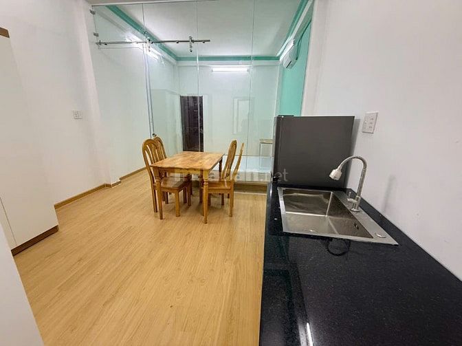 Căn hộ 1Pn tách bếp mới, cao cấp tại 68/ Thích Quảng Đức, PN