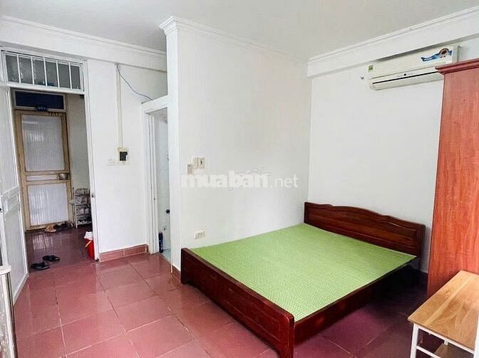 Còn phòng ccmn ngõ 898 đường láng(157 chùa láng) cho thuê