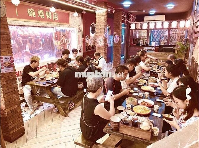 Tuyển Dụng Phục Vụ + Tiếp Thực