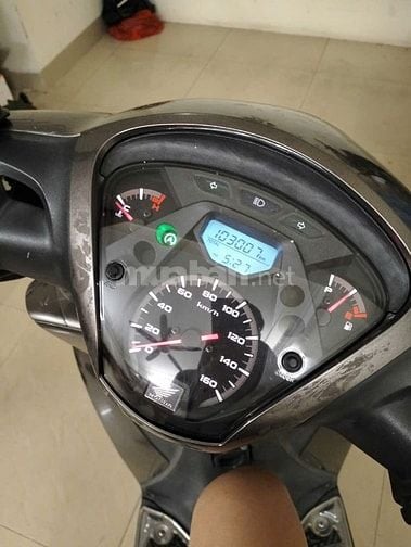 Bán xe Honda Sh 150i đời 2014 màu Xám