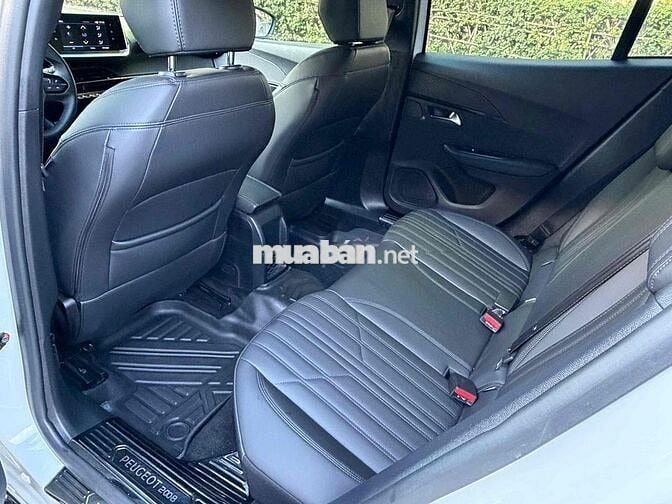 Peugeot 2008 GT Line 1.2 AT 2022 đẹp xuất sắc