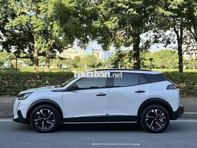Peugeot 2008 GT Line 1.2 AT 2022 đẹp xuất sắc