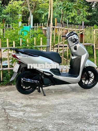 Honda Lead 2019 Bạc