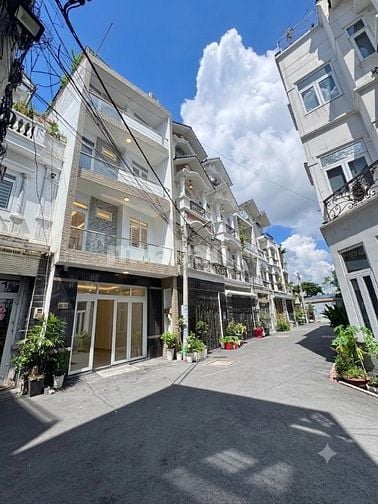 Bán nhà 1 trệt 3 lầu Đường 38 Hiệp Bình Chánh - Hẻm Ô Tô 7m