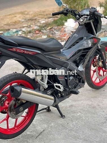 Honda Sonic Đen