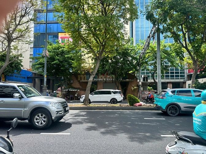 Cho Thuê Nhà 30 Trường Sơn, Phường Tân Sơn Hòa - 11x24m ( 2 Tầng ) 