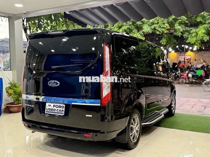 Ford Tourneo Titanium 2019 Số tự động Xăng Đen