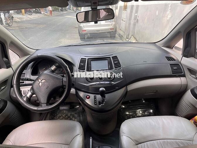 Mitsubishi Grandis 2006 Xăng Tự động 2.4