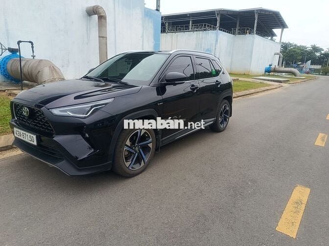 Toyota Yaris Cross HEV 2023 27000 km Đen