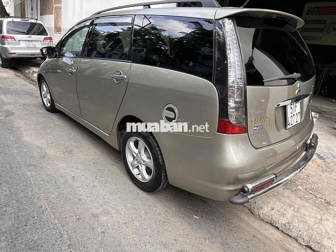 Mitsubishi Grandis 2006 Xăng Tự động 2.4