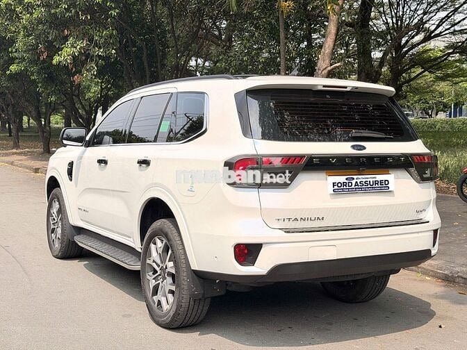 Ford Everest 2024 Bản Full 2 Cầu - Chính hãng