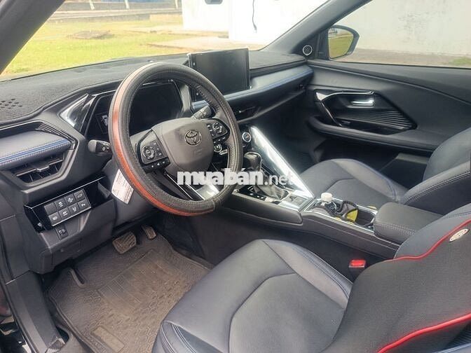 Toyota Yaris Cross Hev 2023 27000 km Đen