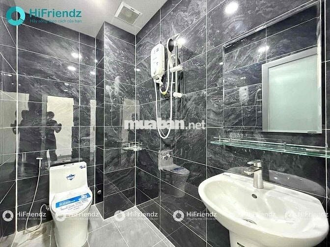 STUDIO CAO CẤP NGAY ĐẠI HỌC NGUYỄN TẤT THÀNH Q12