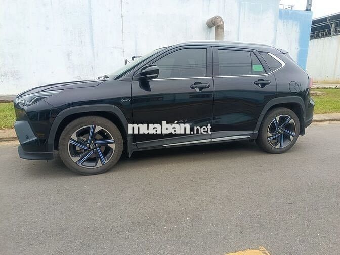 Toyota Yaris Cross Hev 2023 27000 km Đen