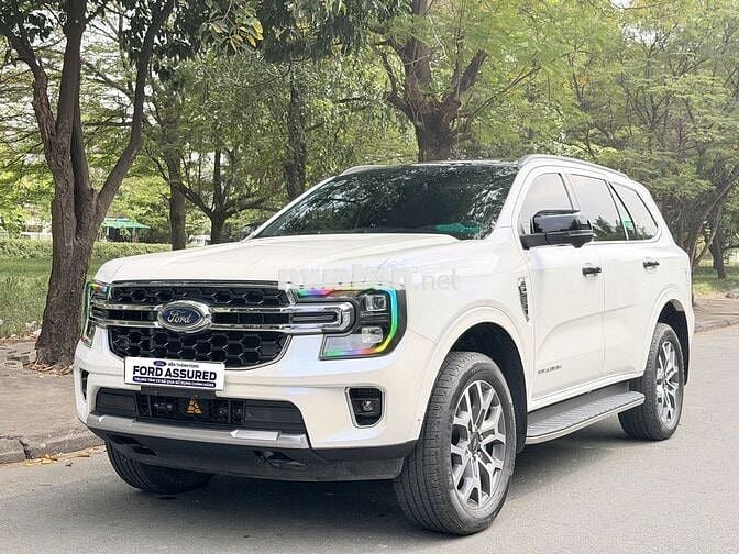 Ford Everest 2024 Bản Full 2 Cầu - Chính hãng