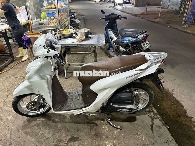 Honda Vision Trắng 2021