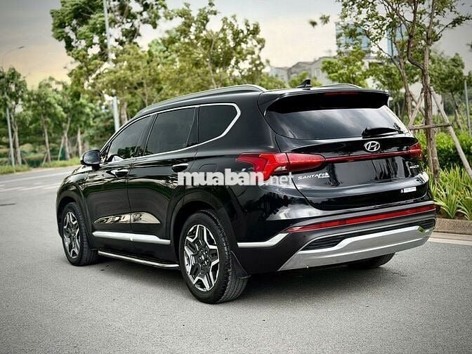 Hyundai Santafe 2.2 Premium 2022 Đen 100000 km