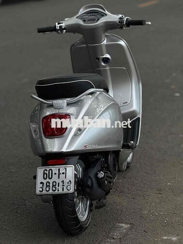 Piaggio Vespa Sprint 2023 Bạc 4000km