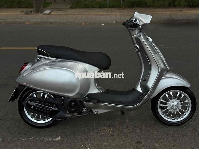 Piaggio Vespa Sprint 2023 Bạc 4000km