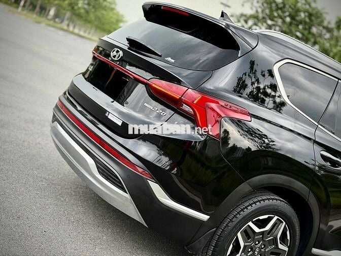 Hyundai Santafe 2.2 Premium 2022 Đen 100000 km