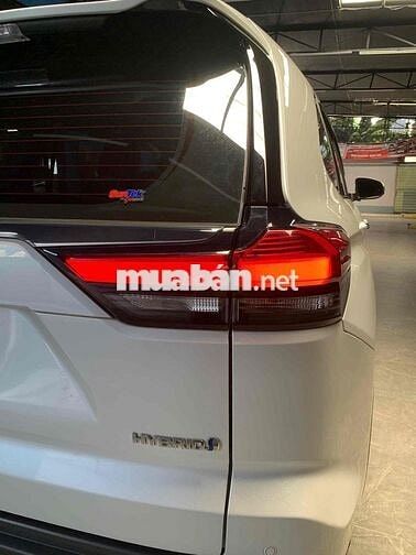 Toyota Innova Cross Hybrid 2025 Trắng 20000 km