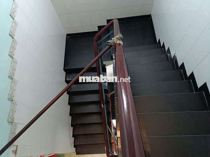 Bán nhà 3 tầng hẻm 181 đường âu dương lân - DT 96m2 - Giá 8.5 tỷ