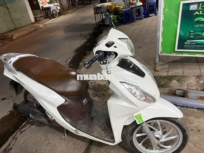 Honda Vision Trắng 2021
