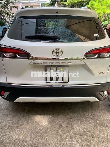 Toyota Cross 1.8V 2024 Trắng 1 vạn km
