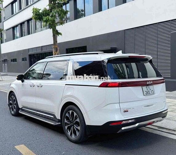Kia Carnival Premium 7s 2024 Trắng