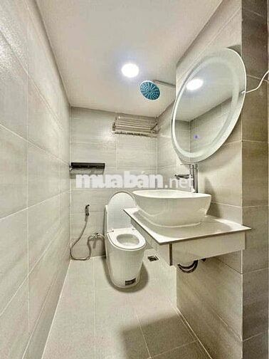 KHAI TRƯƠNG CĂN HỘ BAN CÔNG GÀN GA METRO