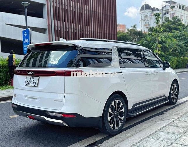 KIA Carnival Premium 2024 xe 1 chủ mua mới gđ