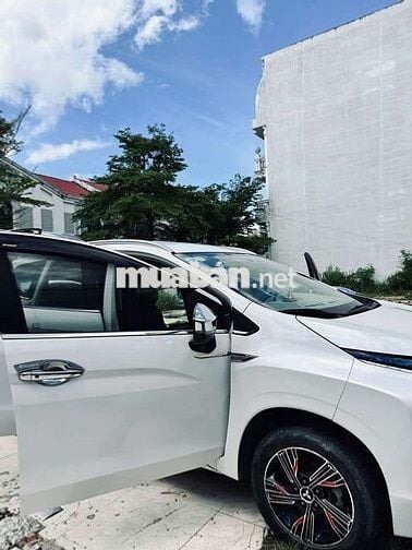 Mitsubishi Xpander AT 2021 Trắng 7 chỗ 18000 km
