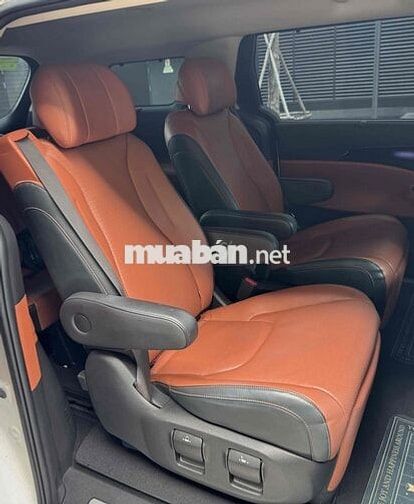 KIA Carnival Premium 2024 xe 1 chủ mua mới gđ