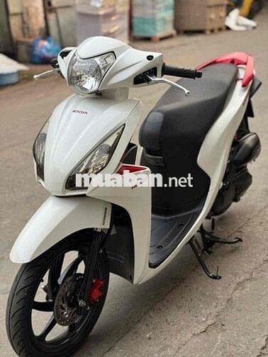 Honda Vision Trắng đẹp như mới tiết kiệm xăng