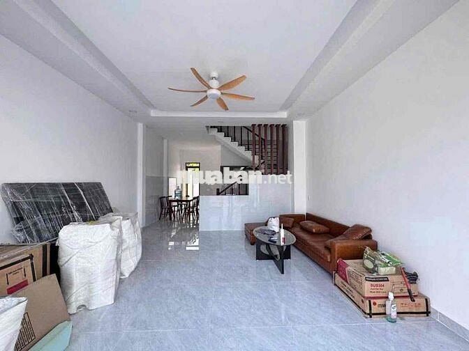 Bán nhà HOÀN CÔNG Đức Hoà Đông  - DT: 5x24  Giá chỉ 1ty7  . 3p ngủ