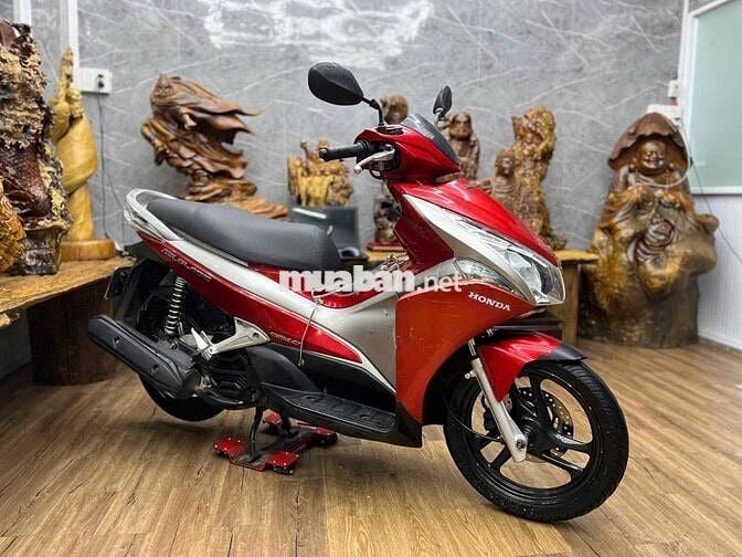 Honda Airblade biển SG dàn áo liền lạc. máy êm