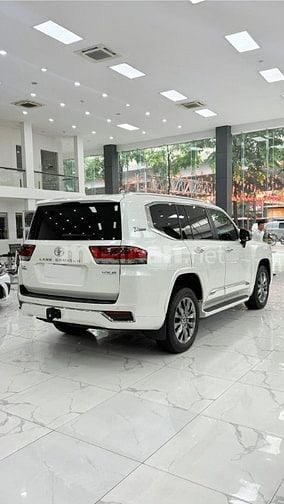 Bán Land Cruiser LC300 sản xuất 2021, Full Trung Đông.