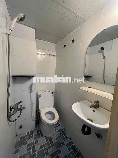 Phòng trọ quận 10 20m2 Hoà Hưng