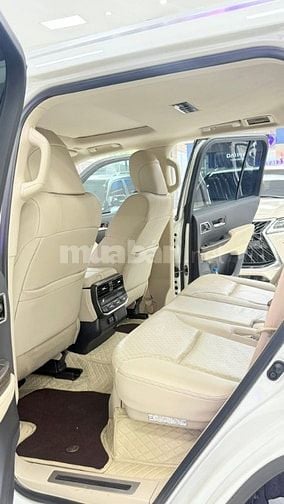Bán Land Cruiser LC300 sản xuất 2021, Full Trung Đông.